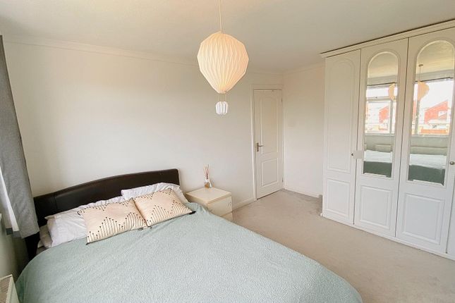 98, Wrington Close, Little Stoke photo 2