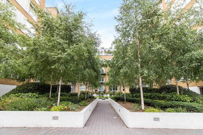 Bromyard Avenue, 174, Napier House, London photo 4