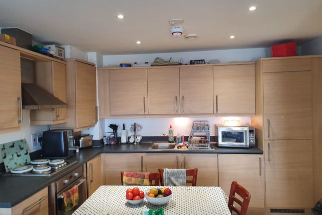 Flat for sale in Azure Court, Kingsbury