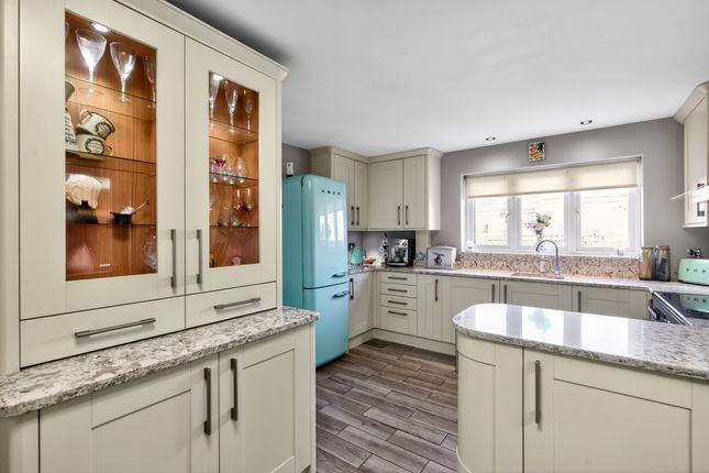 3, White Hart Gardens, Northwich photo 2