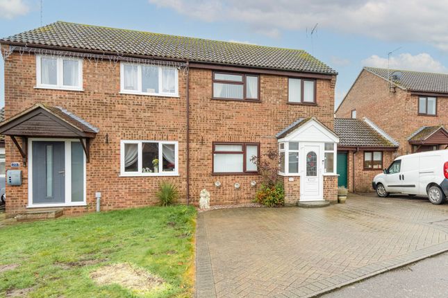 3-bed house on 77 Potters Drive, Great Yarmouth, £220,000