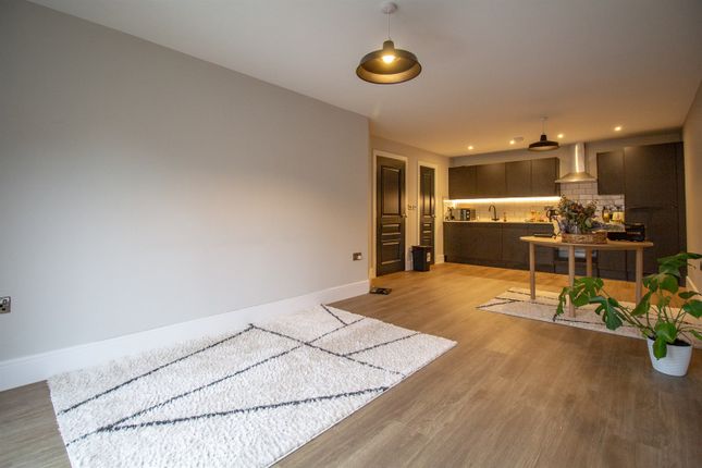 Apartment 2, Latimer Street, Latimer Street, Anstey photo 2