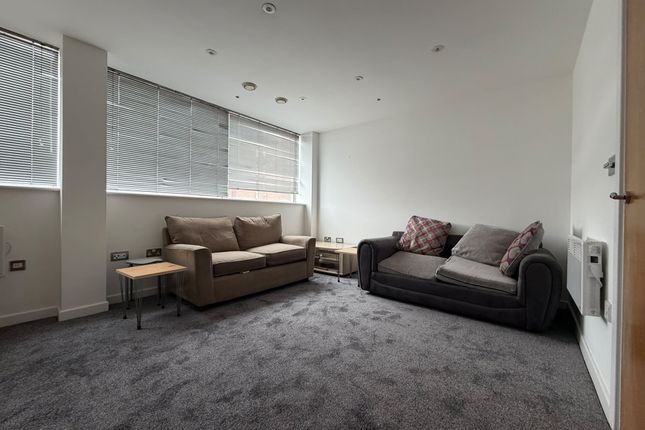 Apartment 34 Westside One, 22, Suffolk Street Queensway, Birmingham photo 5