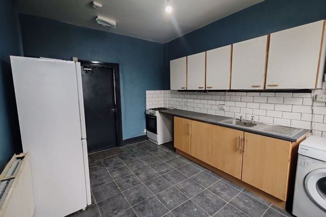31, Lower Fitzwilliam Street, Huddersfield photo 5