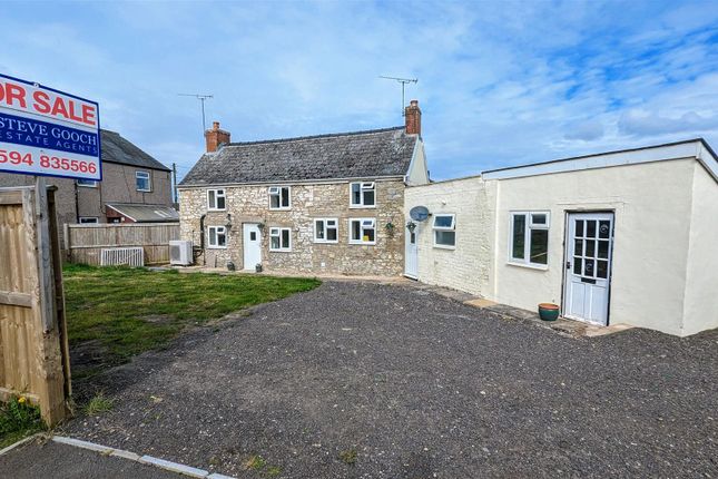 Thumbnail Cottage for sale in Orchard Way, Berry Hill, Coleford