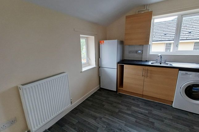 20, Lockview Court, Hemel Hempstead photo 3