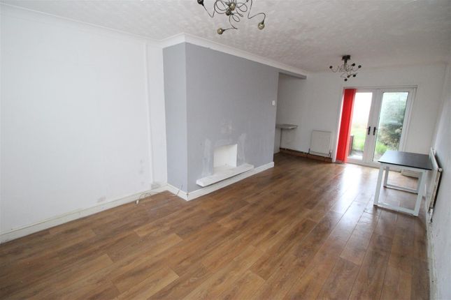57, Fleur De Lys Avenue, Blackwood photo 4