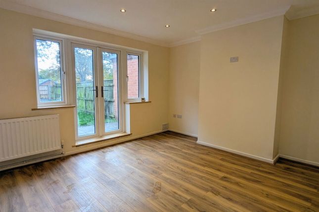 11, Central Drive, Wigan photo 4