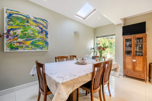 29, Gowan Avenue, London photo 3