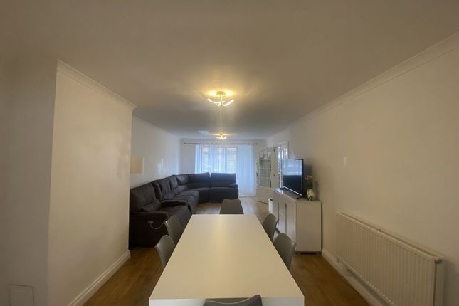 121 Fairfax Road, Leicester photo 4