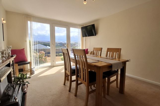 17, Pendre Close, Brecon photo 3