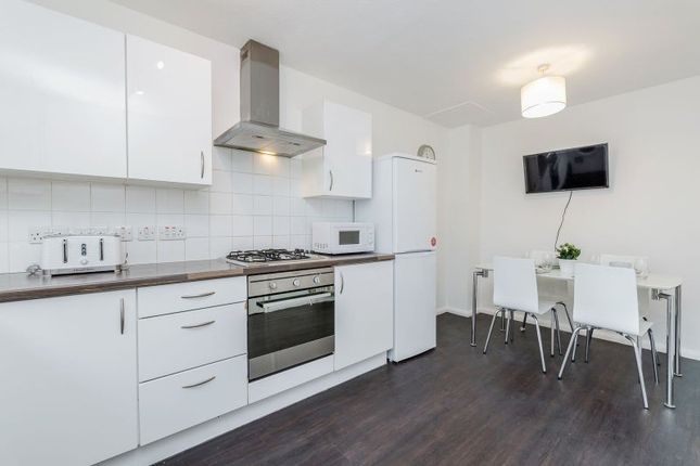 Ealing photo 4