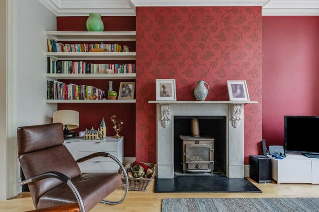 6, Parkhill Road, Belsize Park photo 4