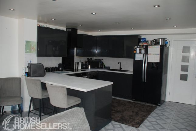 14, Poplar Road, Manchester photo 4