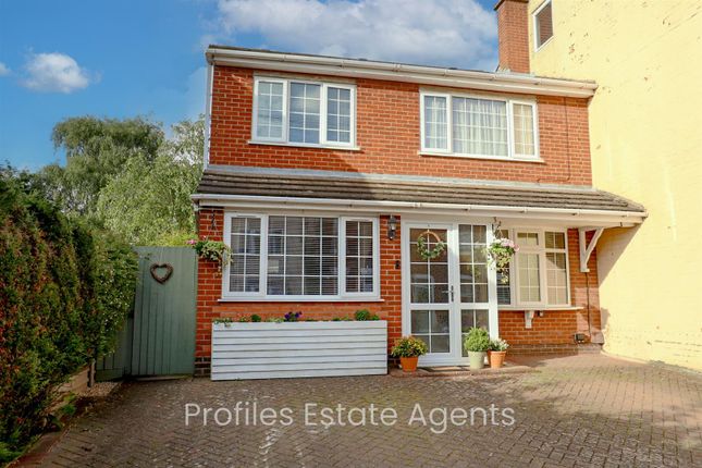 Link-detached house for sale in Gopsall Road, Hinckley