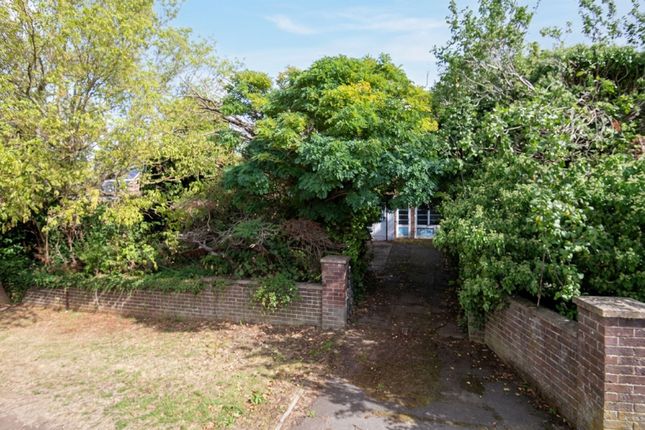 149 Doddington Road, Wellingborough photo 2