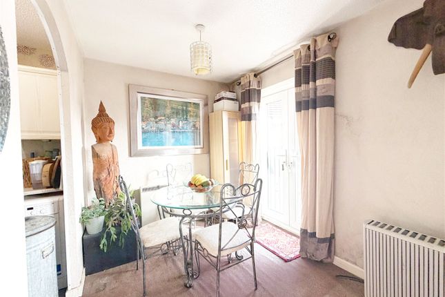 Flat 21, St. Davids Court,, Sherborne Street, Manchester photo 4