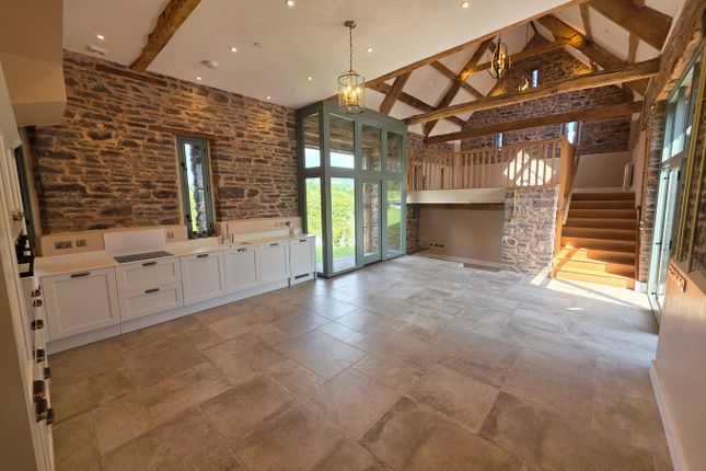 Curlews Barn, Elms Lane, Abergavenny photo 2