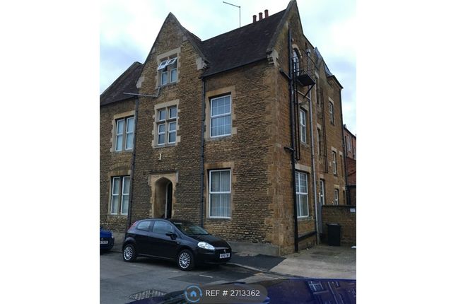 Front &amp; Left Side View