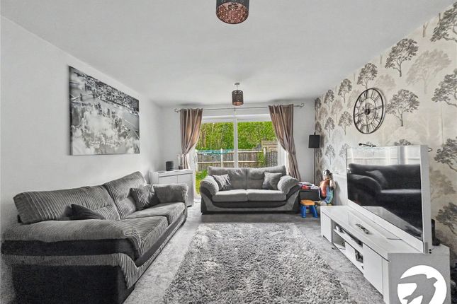 8, Waverley Close, Kent photo 2