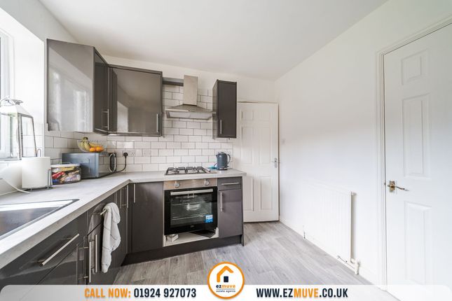 23 St. Thomas Gardens, Huddersfield photo 4