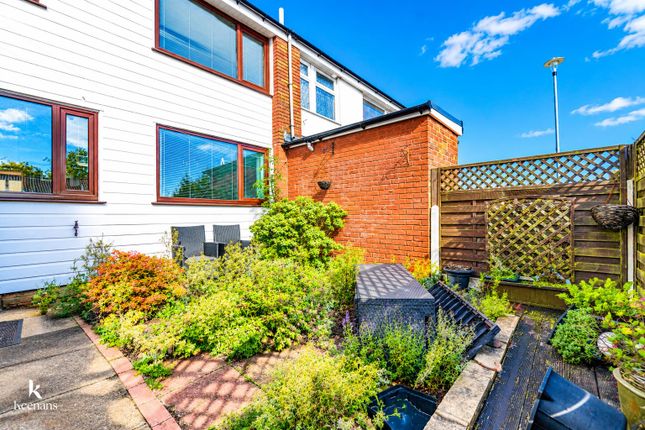 6, Malvern Close, Accrington photo 4