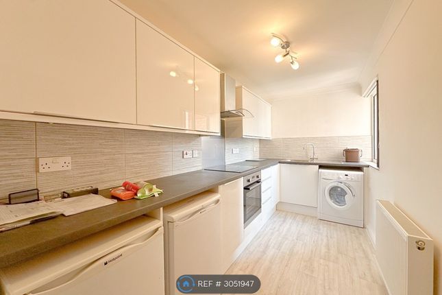Flat, Alexandra Lodge Parsonage Road, Bournemouth photo 2