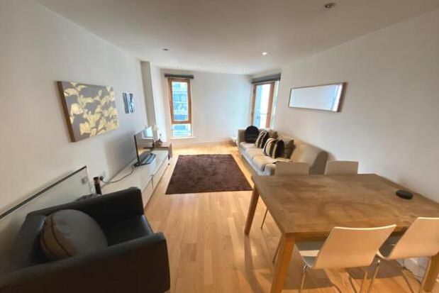 Thumbnail Flat to rent in Crozier House, Leeds