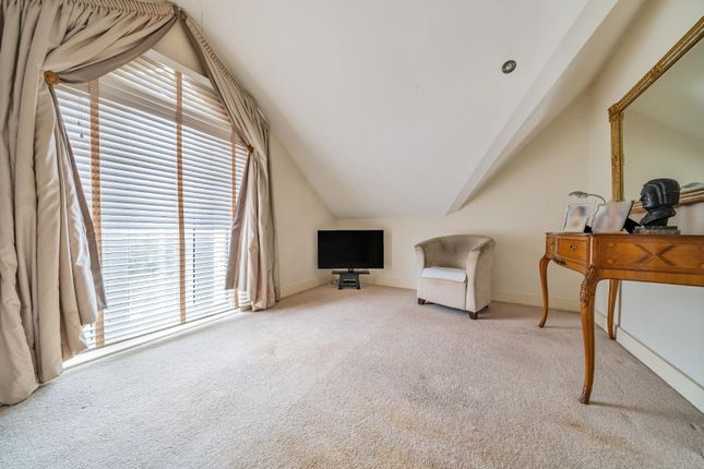 Flat for sale in Hermitage Lane, Windsor
