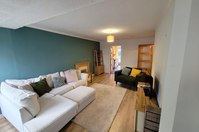 29, Airth Drive, Stirling photo 2