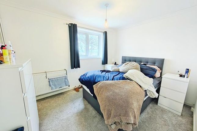 15A, Deans Mead, Bristol photo 4