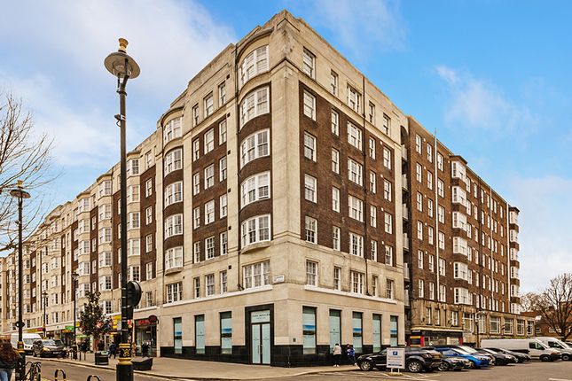 Thumbnail Flat to rent in Queensway, London