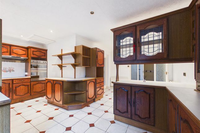 Nyumbani, Cliff House Drive, Hessle photo 4