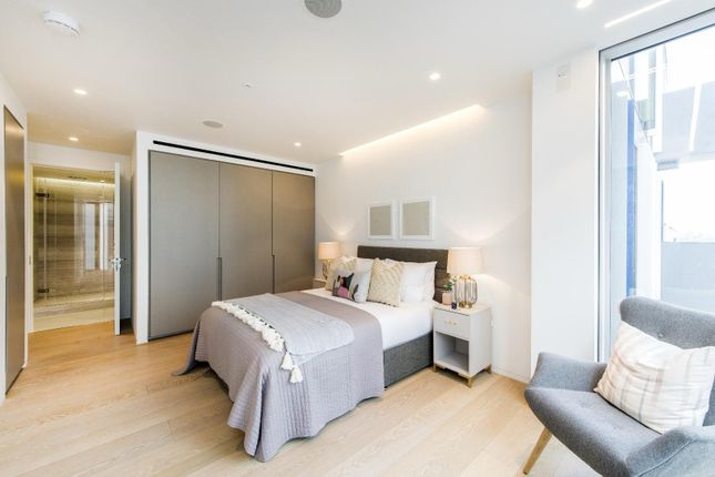 Apartment C10.03 The Nova Building,, 83 Buckingham Palace Road, London photo 3