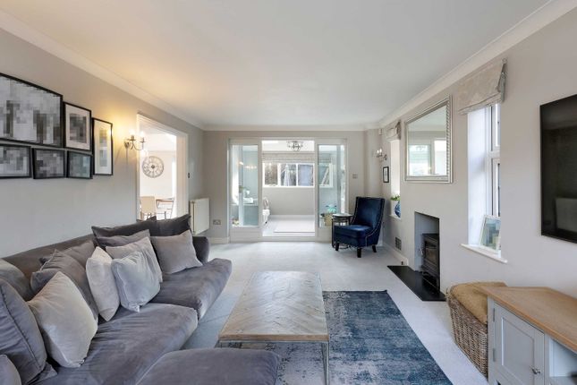 52, Kite Wood Road, Buckinghamshire photo 4