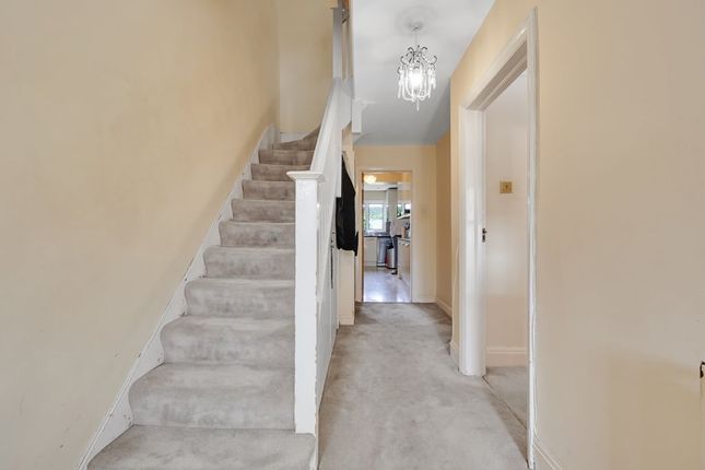 44, Kenwyn Drive, London photo 2