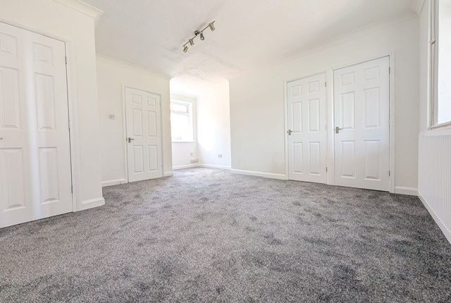 77, Shorncliffe Avenue, NORWICH photo 3