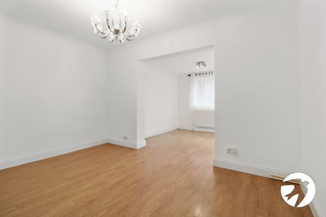 147, William Barefoot Drive, London photo 4