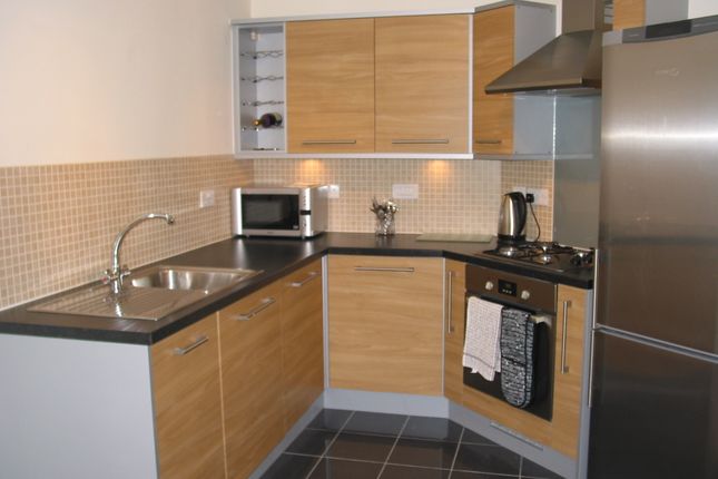 Flat to rent in Red Lion Court, Hatfield