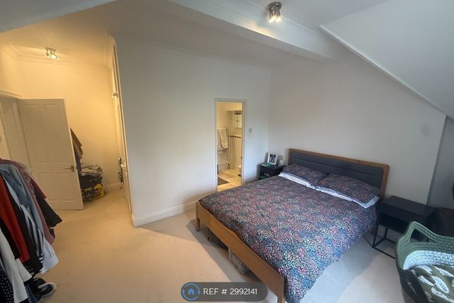 Top Floor Flat, Rawlinson Road, Oxford photo 2