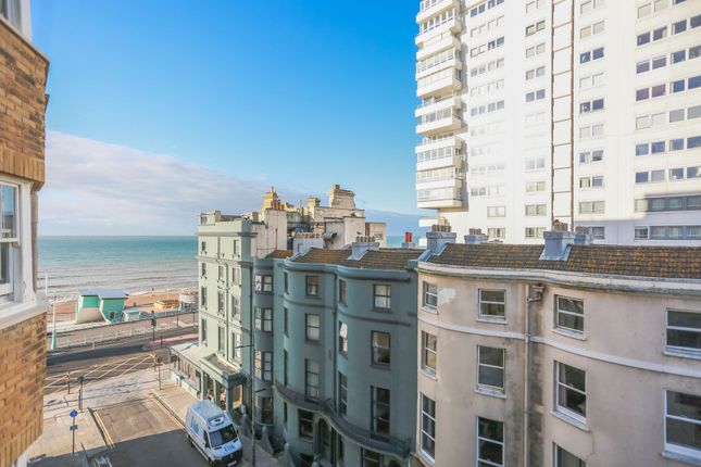 34 Astra House Kings Road, Brighton photo 4