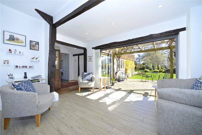 Old Barn Cottage,, Knowle Lane, Surrey photo 5