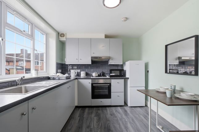 247a & 247b, Beaconsfield Road, London photo 4