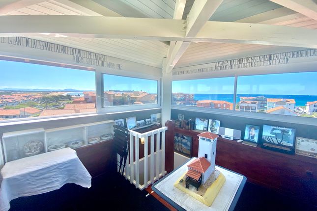 Apartment for sale in Unique, Ocean &amp; Mountain Views, Soorts-Hossegor, Soustons, Dax, Landes, Aquitaine, France