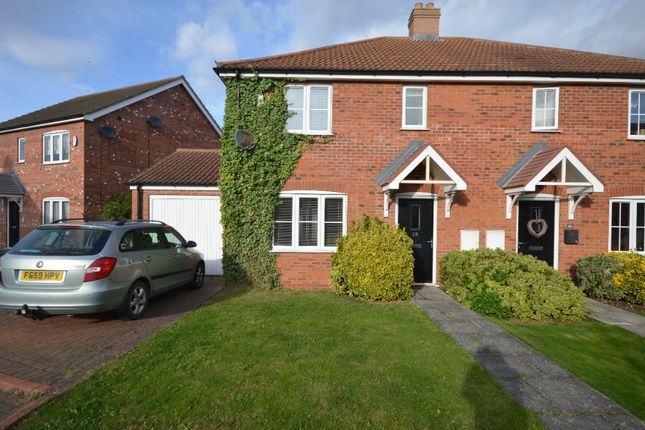 Thumbnail Semi-detached house to rent in Horseshoe Close, Scartho, Grimsby