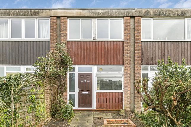 Thumbnail Terraced house for sale in Winchelsea Close, London