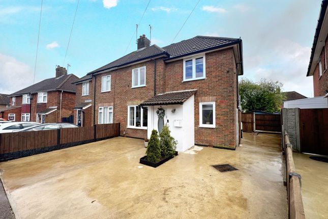 Thumbnail Semi-detached house for sale in Benning Avenue, Dunstable