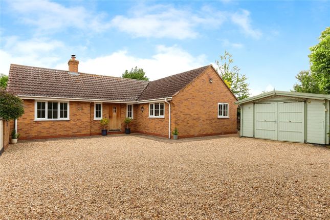Thumbnail Bungalow for sale in Peterborough Road, Crowland, Peterborough, Lincolnshire