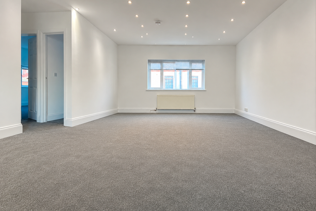 18 The Green, Syston, Leicester photo 2