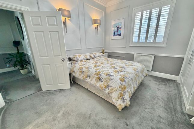 Flat 6, Royal Marina Court, Torquay photo 4